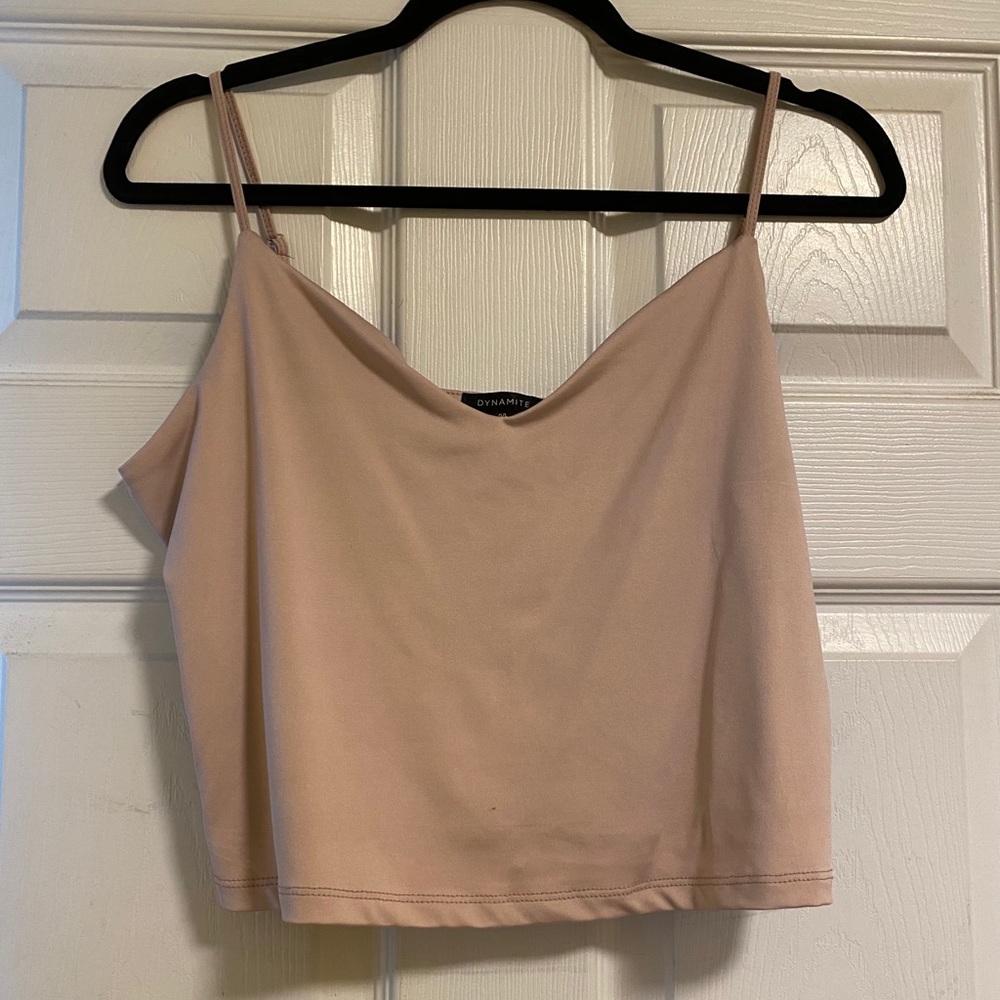Light pink tank crop top.